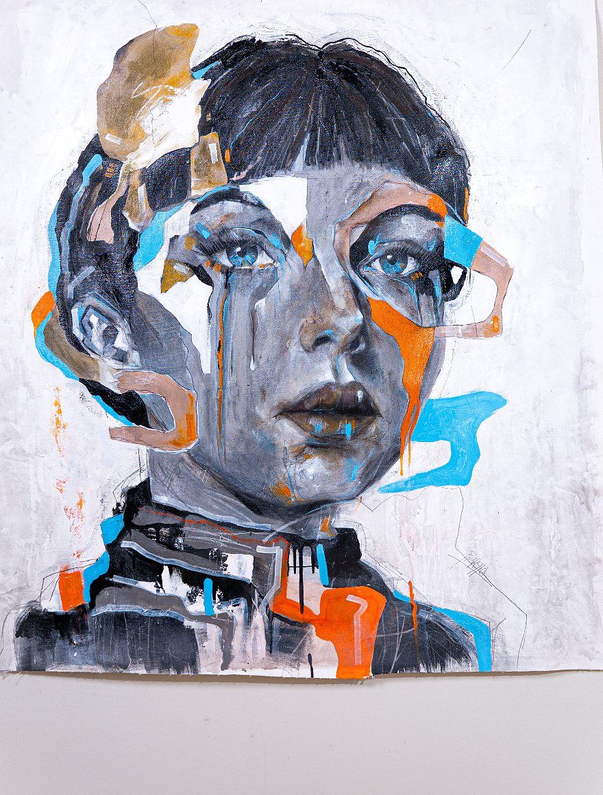 Female portrait painting by Pilar Yanguas — PilarchoArt, Barcelona studio.
